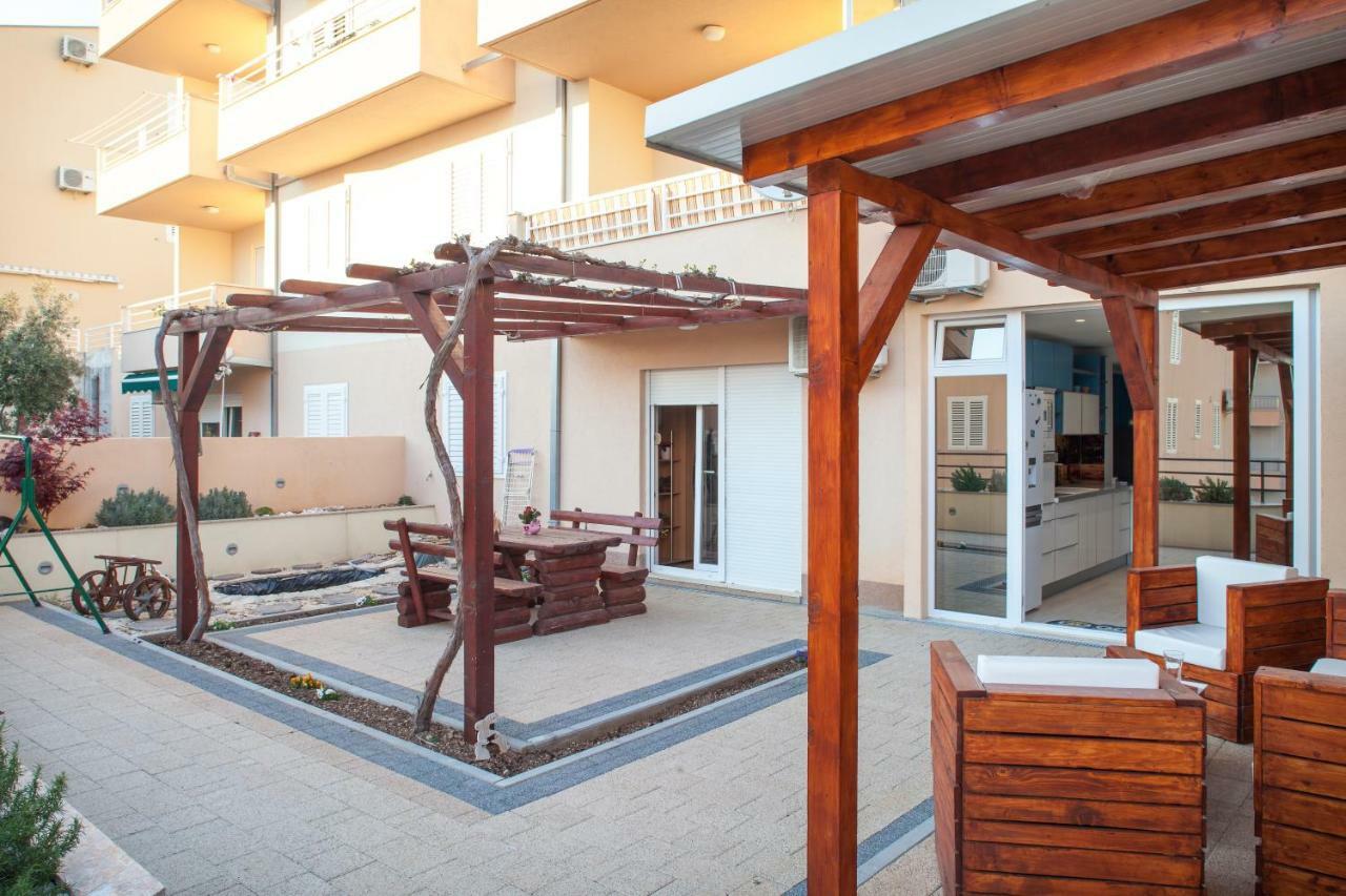 Studio Apartment Tia มาคาร์สกา ภายนอก รูปภาพ